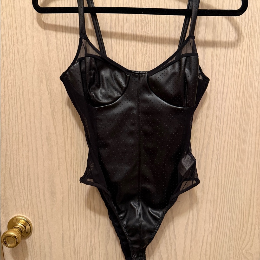 Fashion Nova Black Bodysuit